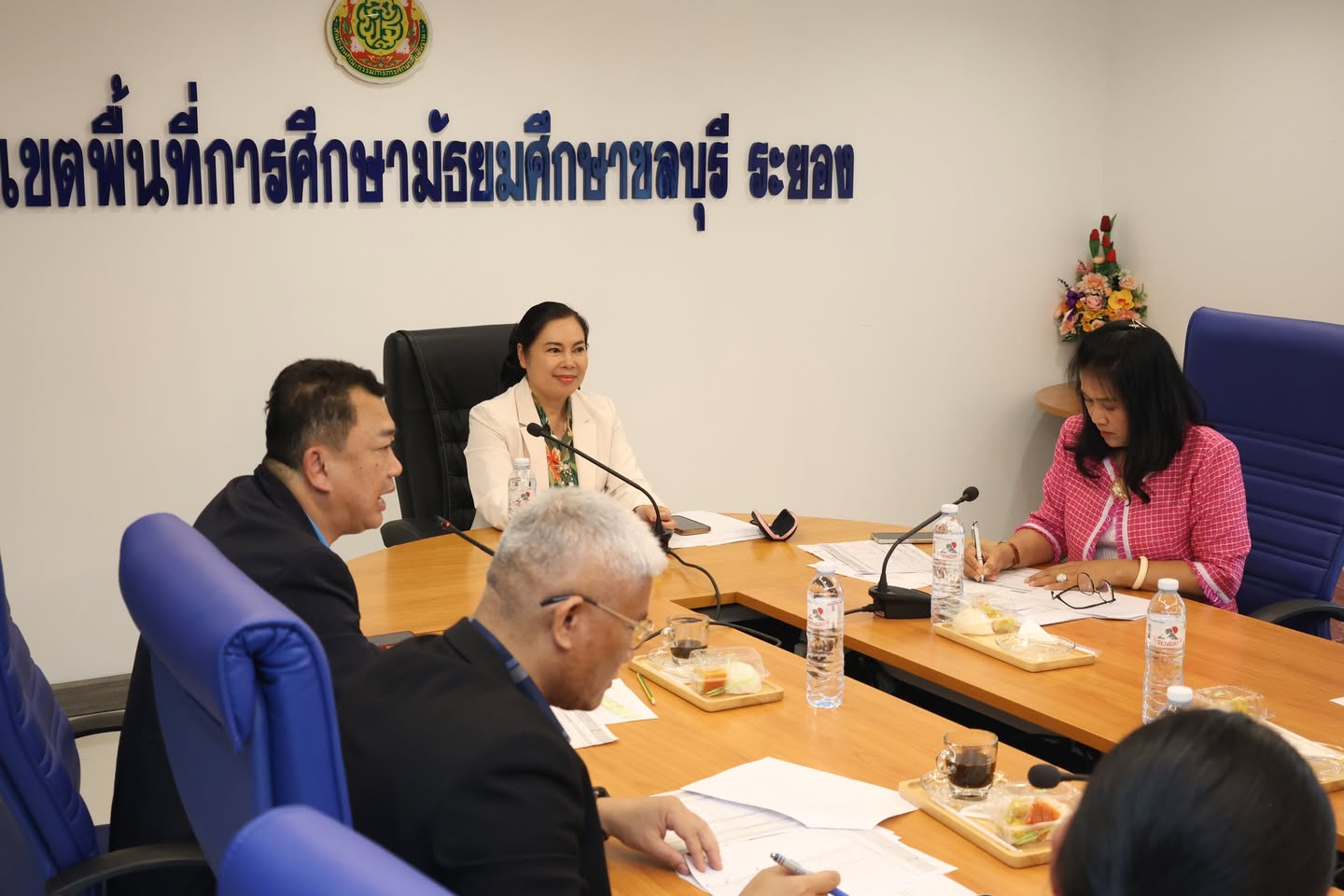 การประชุมคณะอนุกรรมการฝ่ายสถานที่พักนักกีฬาการจัดการแข่งขันกีฬาอาวุโสแห่งชาติ “ข้าวหลามเกมส์” ครั้งที่ 2/2558