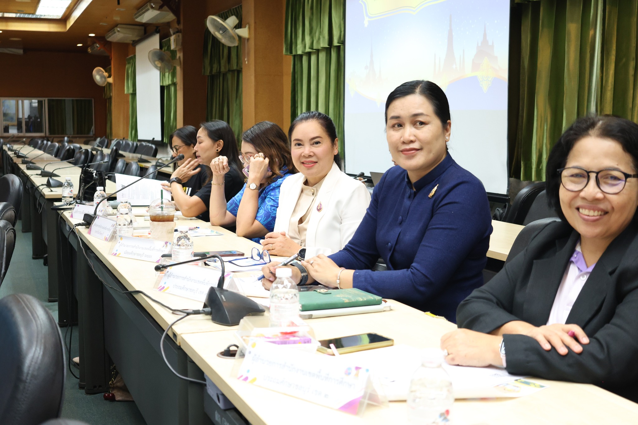 ประชุมคณะอนุกรรมการส่งเสริมคุณธรรมระดับจังหวัดชลบุรี ครั้งที่ 2/2568 ณ ห้องประชุมชลบุรี ชั้น 3 ศาลากลางจังหวัดชลบุรี