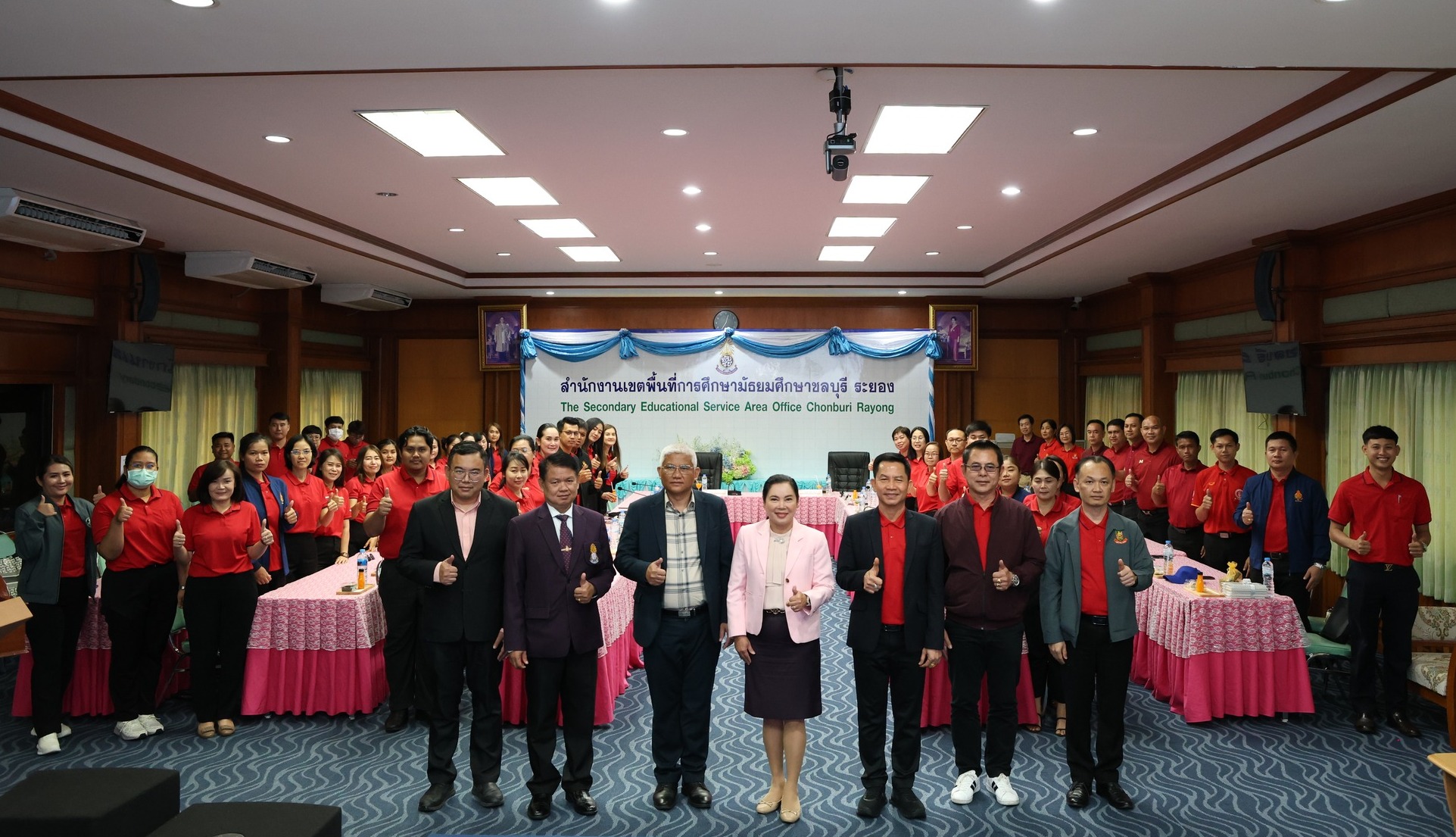 สพม.ชลบุรี ระยอง ให้การต้อนรับคณะศึกษาดูงาน สพม.นครพนม โครงการอบรมพัฒนาและศึกษาดูงาน ประจำปีงบประมาณ พ.ศ. 2568 ณ สพม.ชลบุรี ระยอง