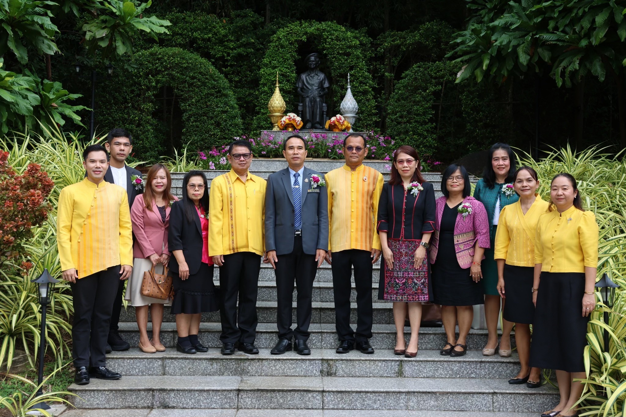 การประเมินสถานศึกษาเพื่อรับรางวัลพระราชทาน ระดับการศึกษาขั้นพื้นฐาน ปีการศึกษา 2568 ระดับเขตพื้นที่การศึกษา ณ โรงเรียนเฉลิมพระเกียรติสมเด็จพระศรีนครินทร์ ระยอง