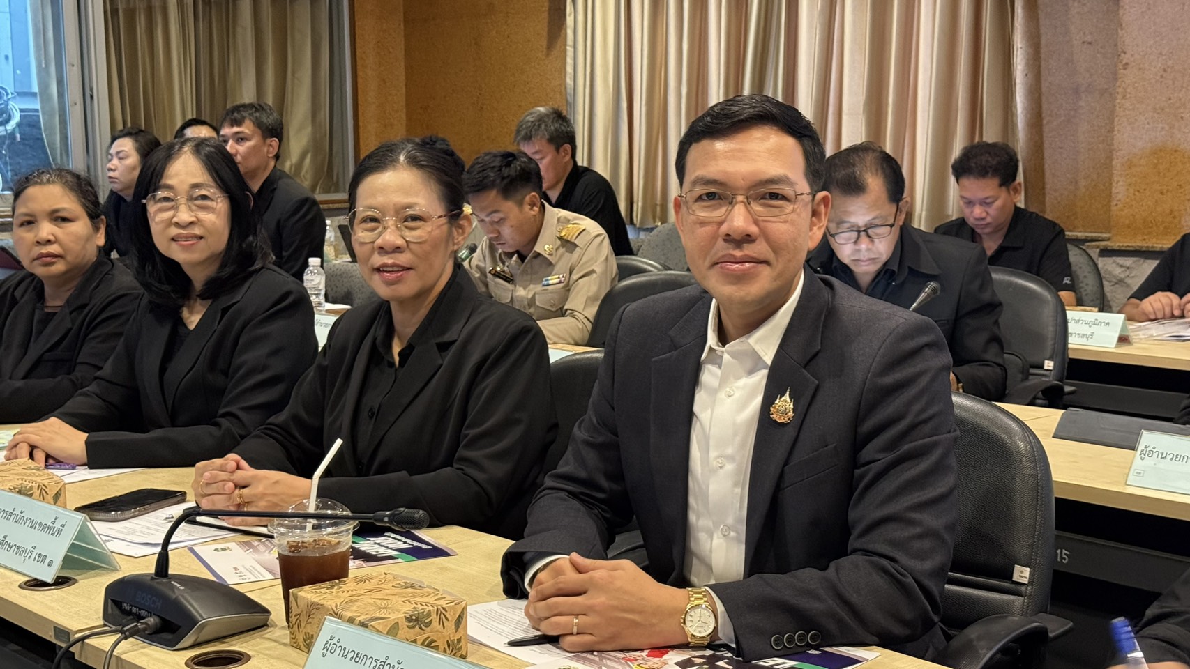 ประชุมคณะกรมการจังหวัด หัวหน้าส่วนราชการประจำจังหวัดชลบุรี และคณะกรรมการรักษาความสงบเรียบร้อยจังหวัดชลบุรี ครั้งที่ 2/2569