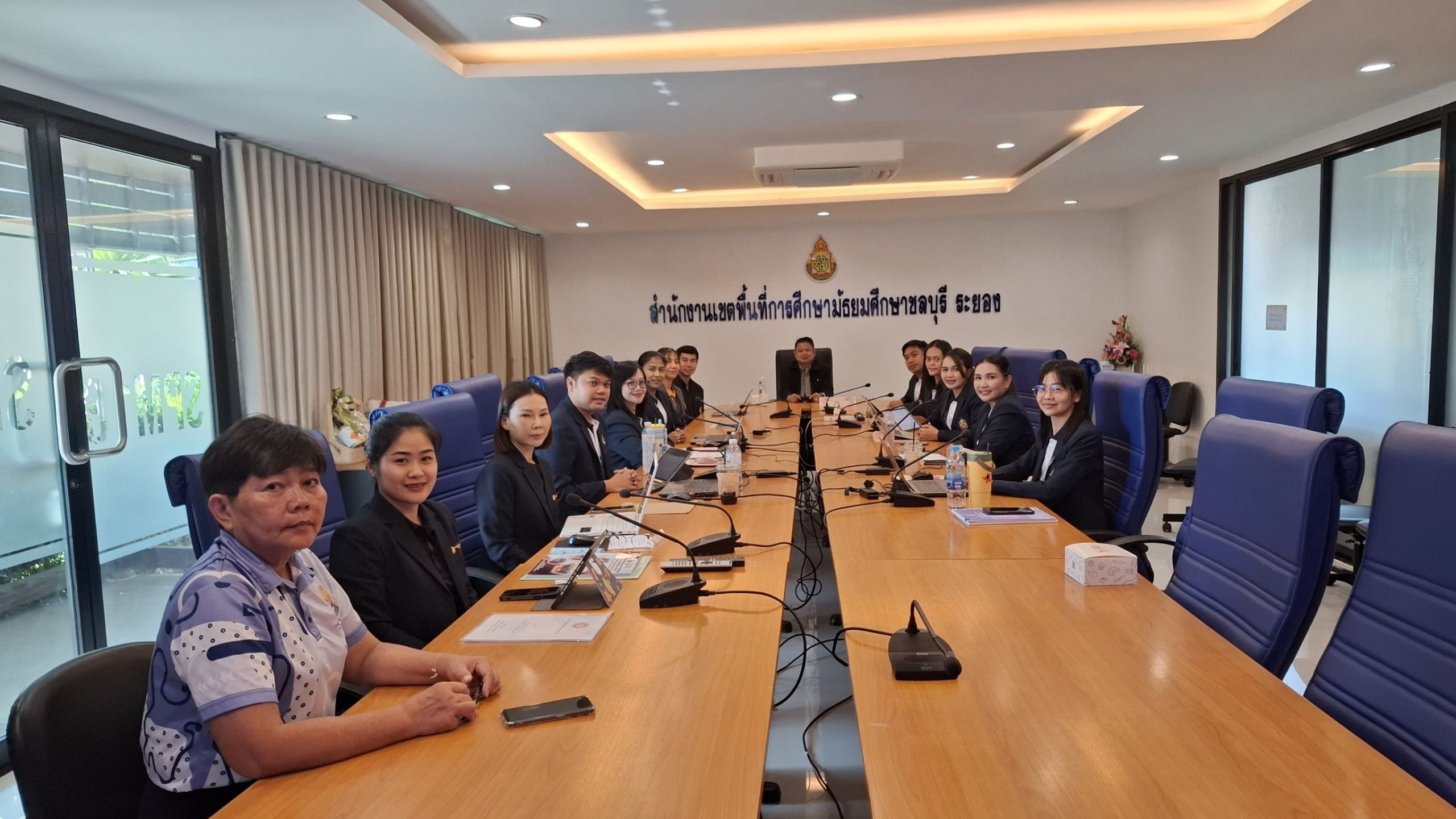 การนำเสนอผลการฝึกปฏิบัติการการบริหารการศึกษานักศึกษาฝึกประสบการณ์วิชาชีพทางการบริหารการศึกษา