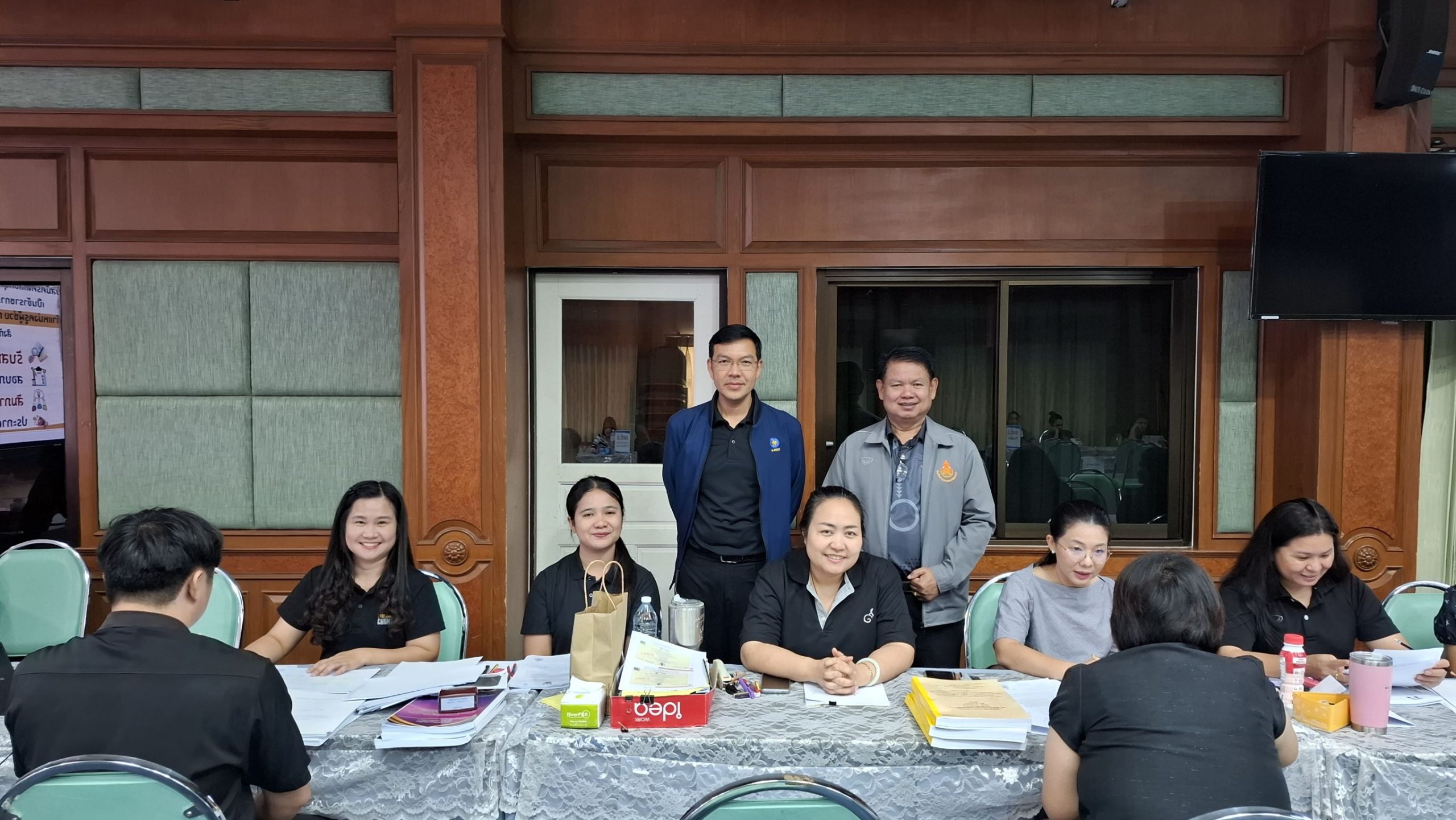 บรรยากาศวันที่ 3 การรับสมัครคัดเลือกบุคคล เพื่อบรรจุและแต่งตั้งเข้ารับราชการ เป็นข้าราชการครูและบุคลากรทางการศึกษา ตำแหน่งครูผู้ช่วย กรณีที่มีความจำเป็นหรือมีเหตุพิเศษ ณ ห้องประชุมตั้งเทวาประสิทธิ์ ชั้น2 สพม.ชลบุรี ระยอง