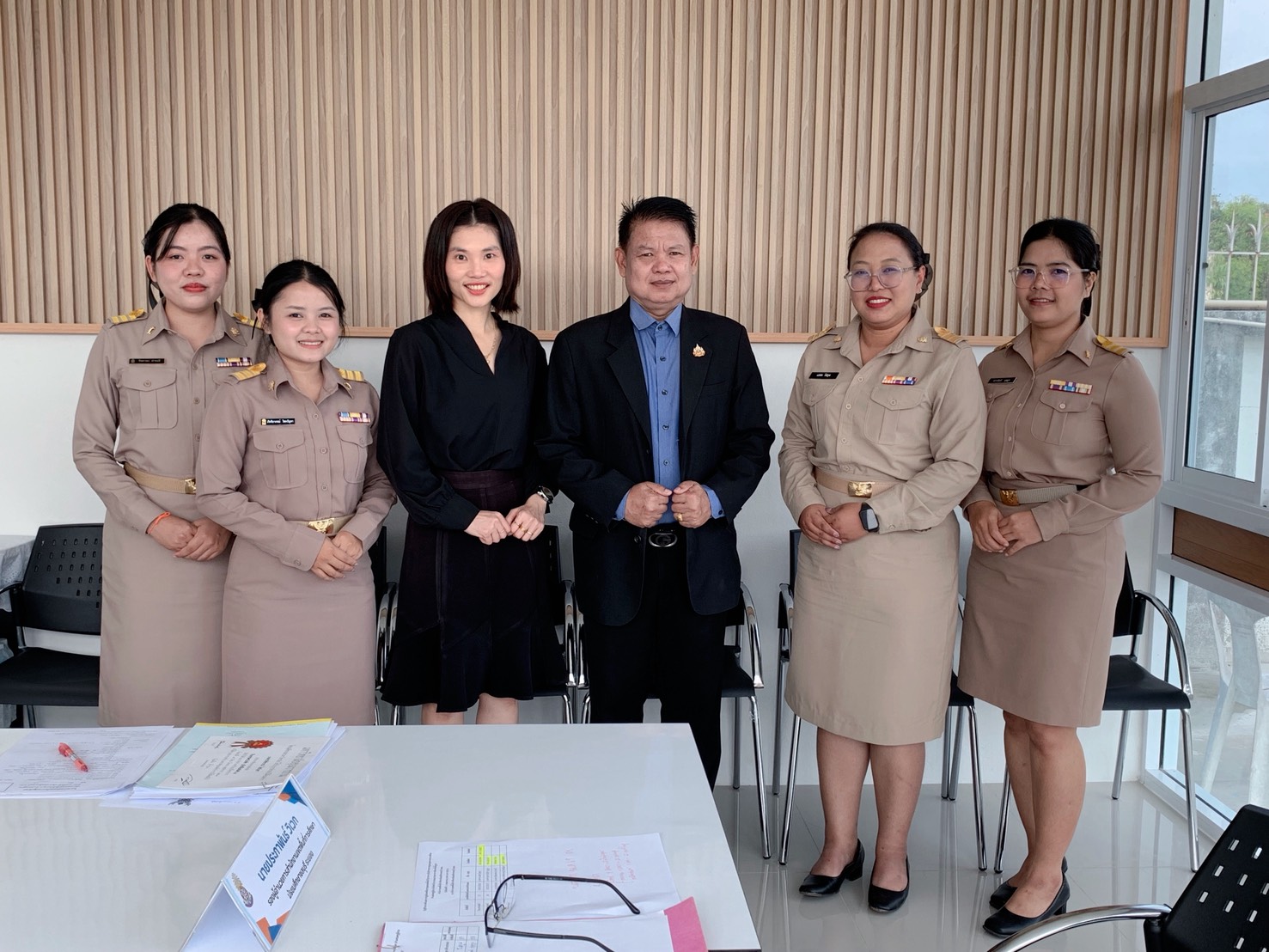 การปฐมนิเทศและให้โอวาทข้าราชการครูและบุคลากรทางการศึกษา ตำแหน่งครูผู้ช่วยบรรจุใหม่ จำนวน 4 ราย