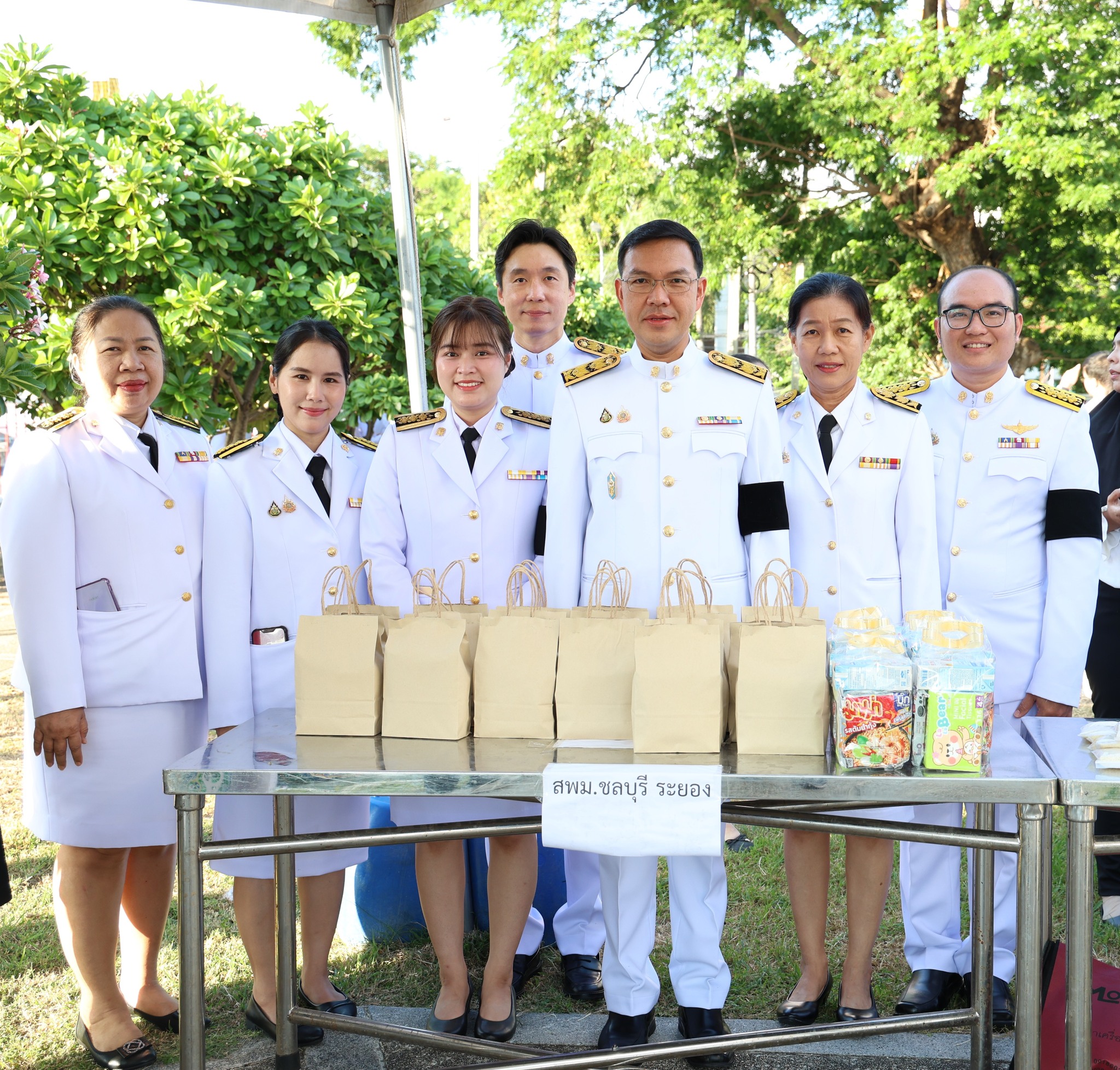 สพม.ชลบุรี ระยอง ร่วมงานเฉลิมพระเกียรติ เนื่องในโอกาสพระราชพิธีมหามงคลเฉลิมพระชนมพรรษา 4 รอบ สมเด็จพระนางเจ้าฯ พระบรมราชินี 3 มิถุนายน 2569