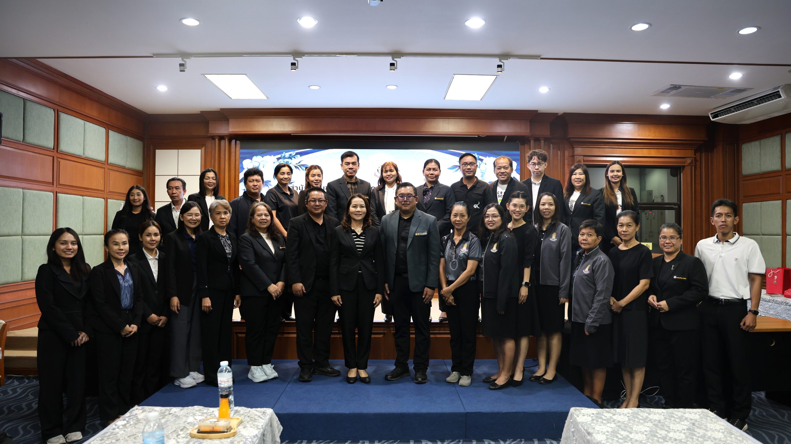 สพม.ชลบุรี ระยอง ต้อนรับคณะศึกษาดูงาน สพม.ฉะเชิงเทรา ร่วมแลกเปลี่ยนเรียนรู้สู่นวัตกรรมการบริหารจัดการศึกษา