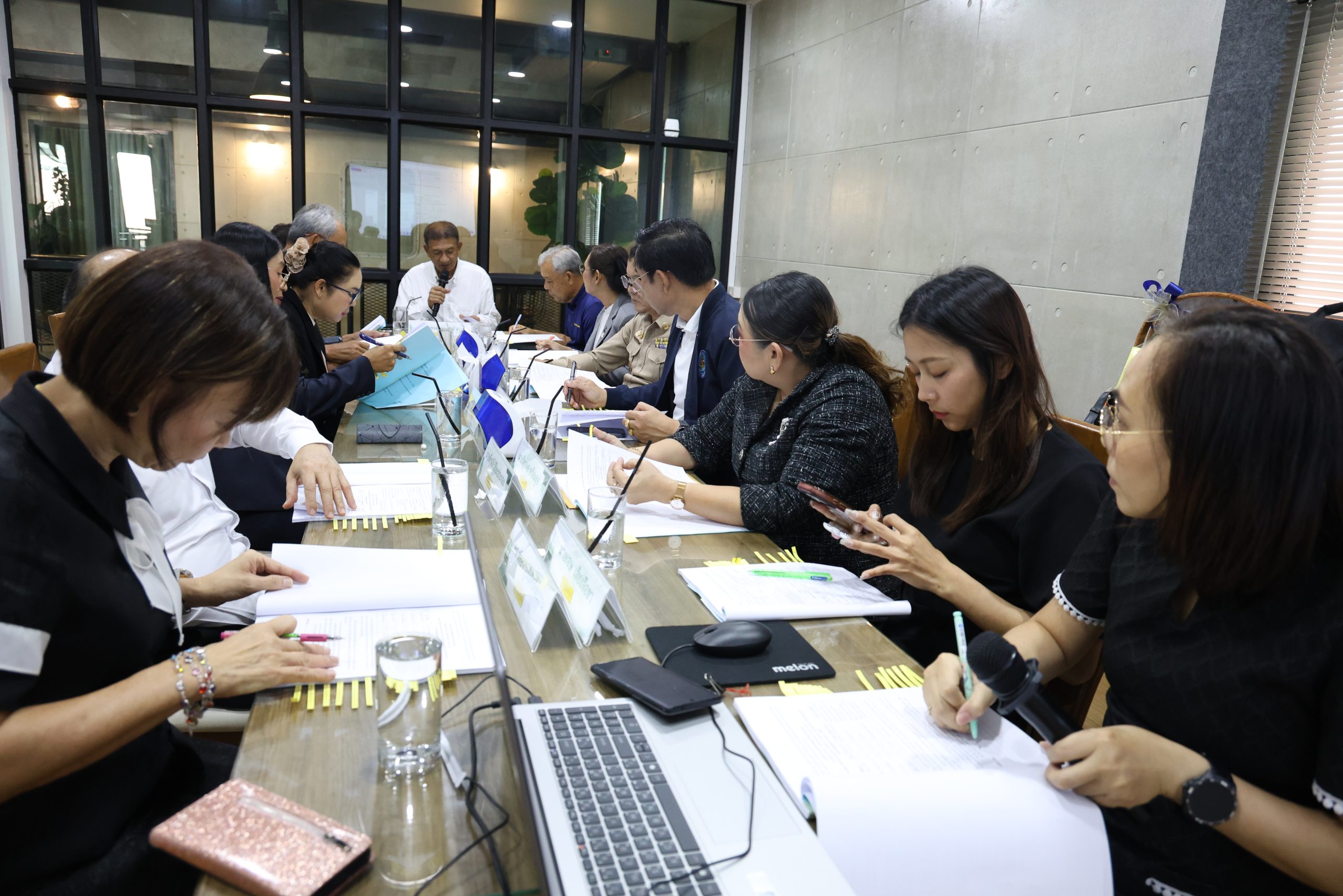 ผอ.สพม.ชลบุรี ระยอง เข้าร่วมการประชุมคณะกรรมการ สกสค. จังหวัดชลบุรี ครั้งที่ 7/2569