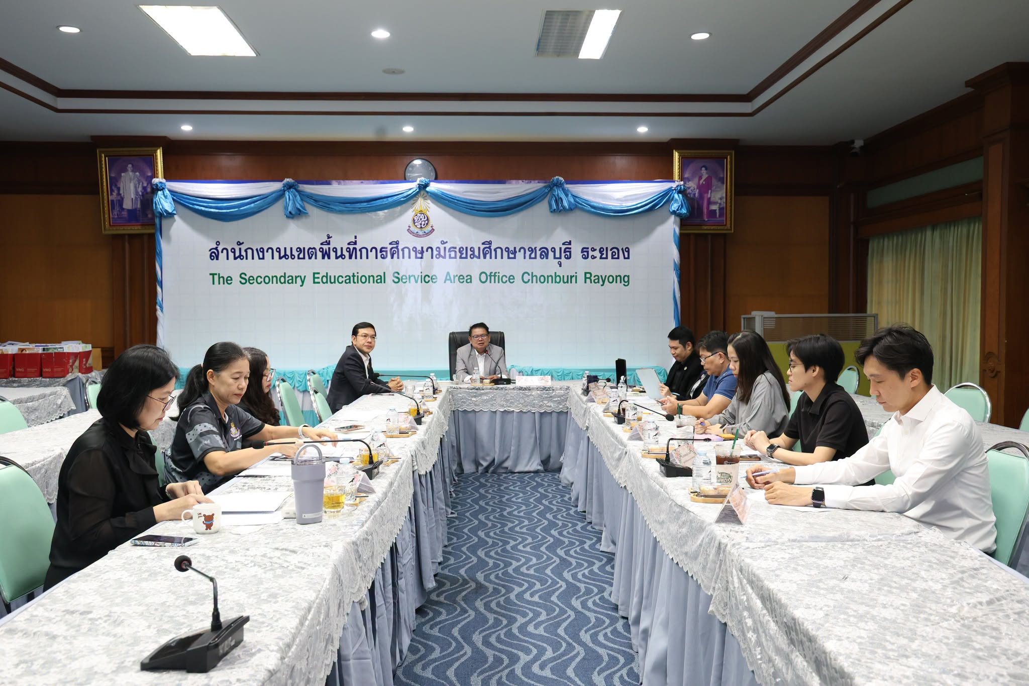 สพม.ชลบุรี ระยอง รับชมรายการ “พฤหัสเช้า ข่าว สพฐ.” พร้อมขับเคลื่อนการประชุมผู้บริหารการศึกษาและผู้อำนวยการกลุ่ม ครั้งที่ 5/2569