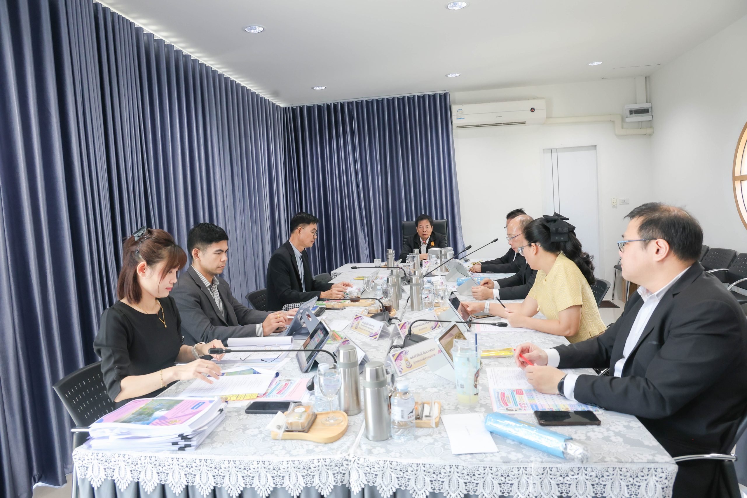 สพม.ชลบุรี ระยอง จัดประชุม อ.ก.ค.ศ. เขตพื้นที่การศึกษา ครั้งที่ 12/2569